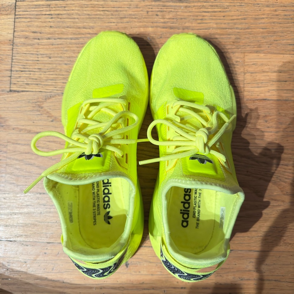 Adidas Green Neon Color NMD R1 V2
